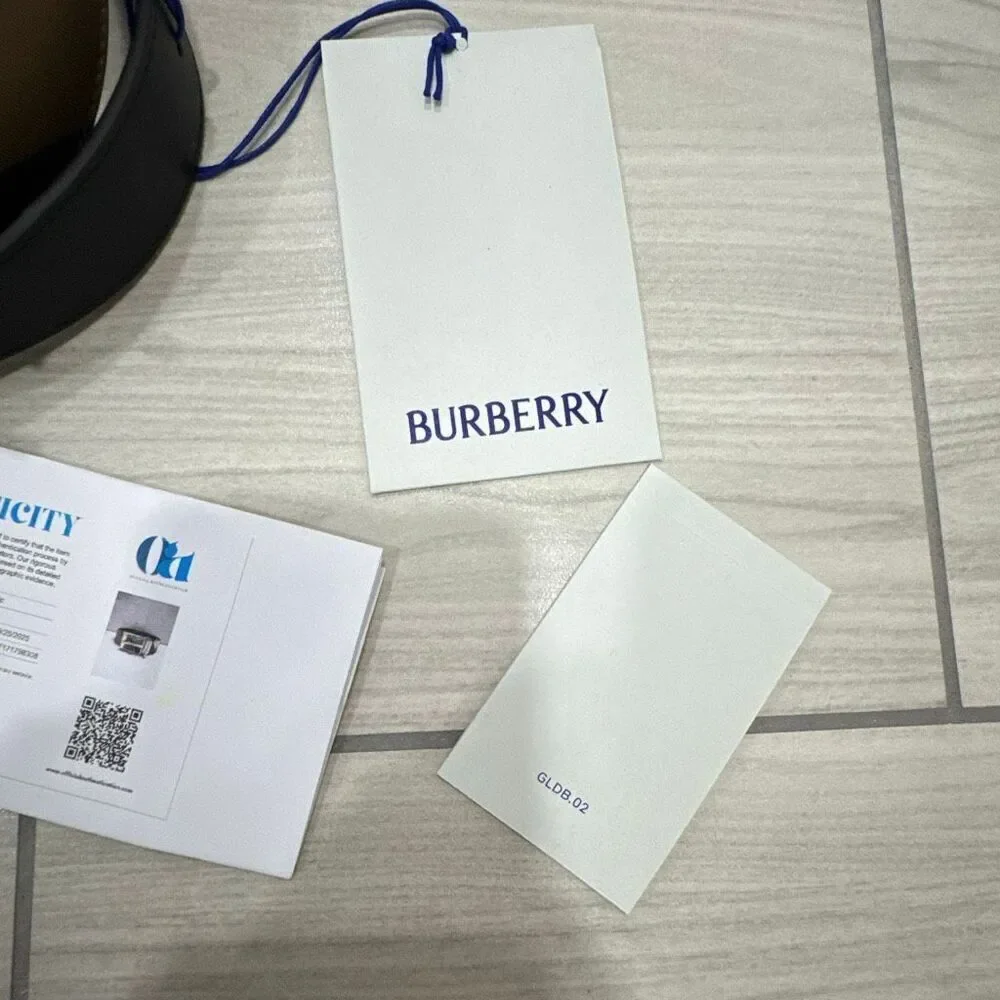 NWT men’s Burberry nova check belt size 32   80 cm comes with authentication pap - Picture 5 of 7